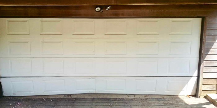 commercial garage door replacement in Metrotown